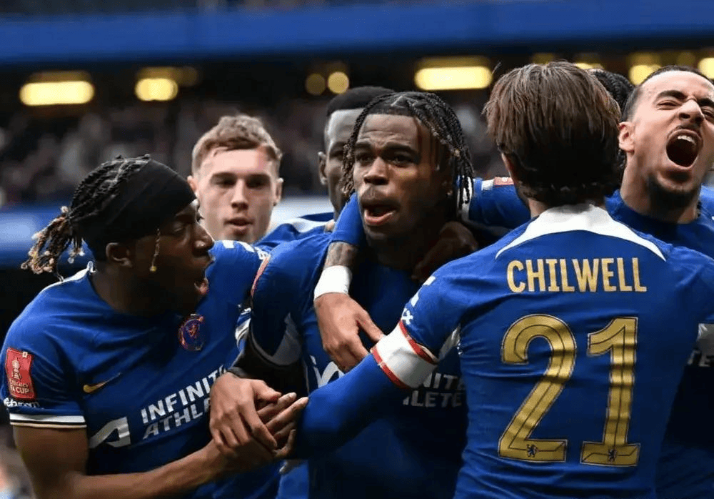 九游体育切尔西不断突破！，Karsa连续十五场比赛得分超过败北热度持续攀升的简单介绍